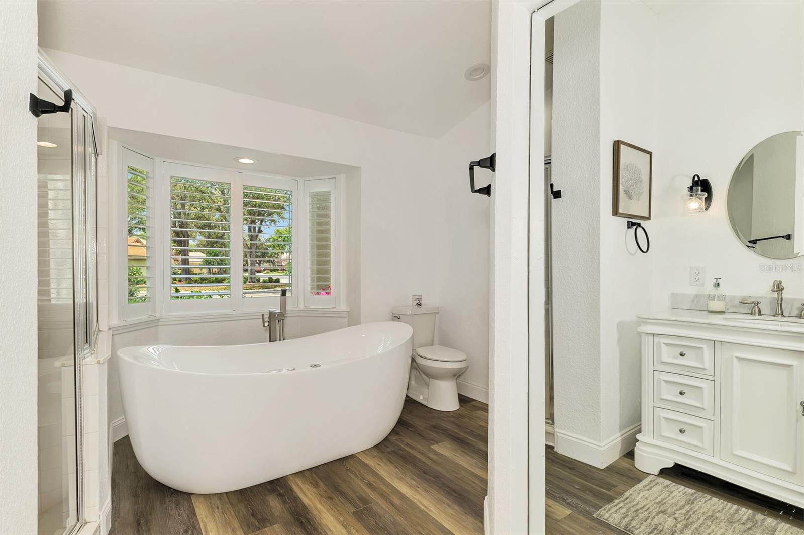 14518 Bridgeview Lane