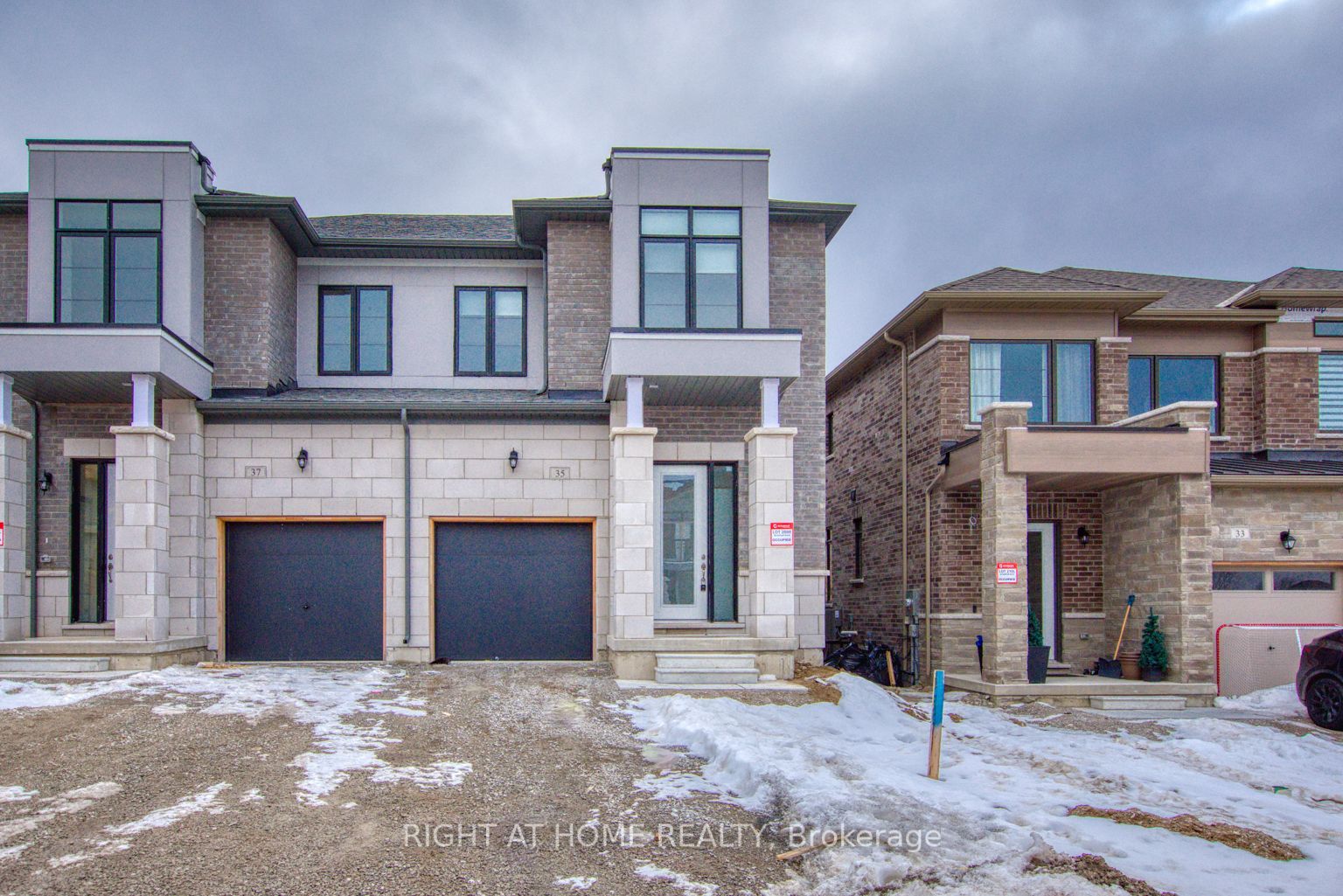 35 S Daffodil Rd