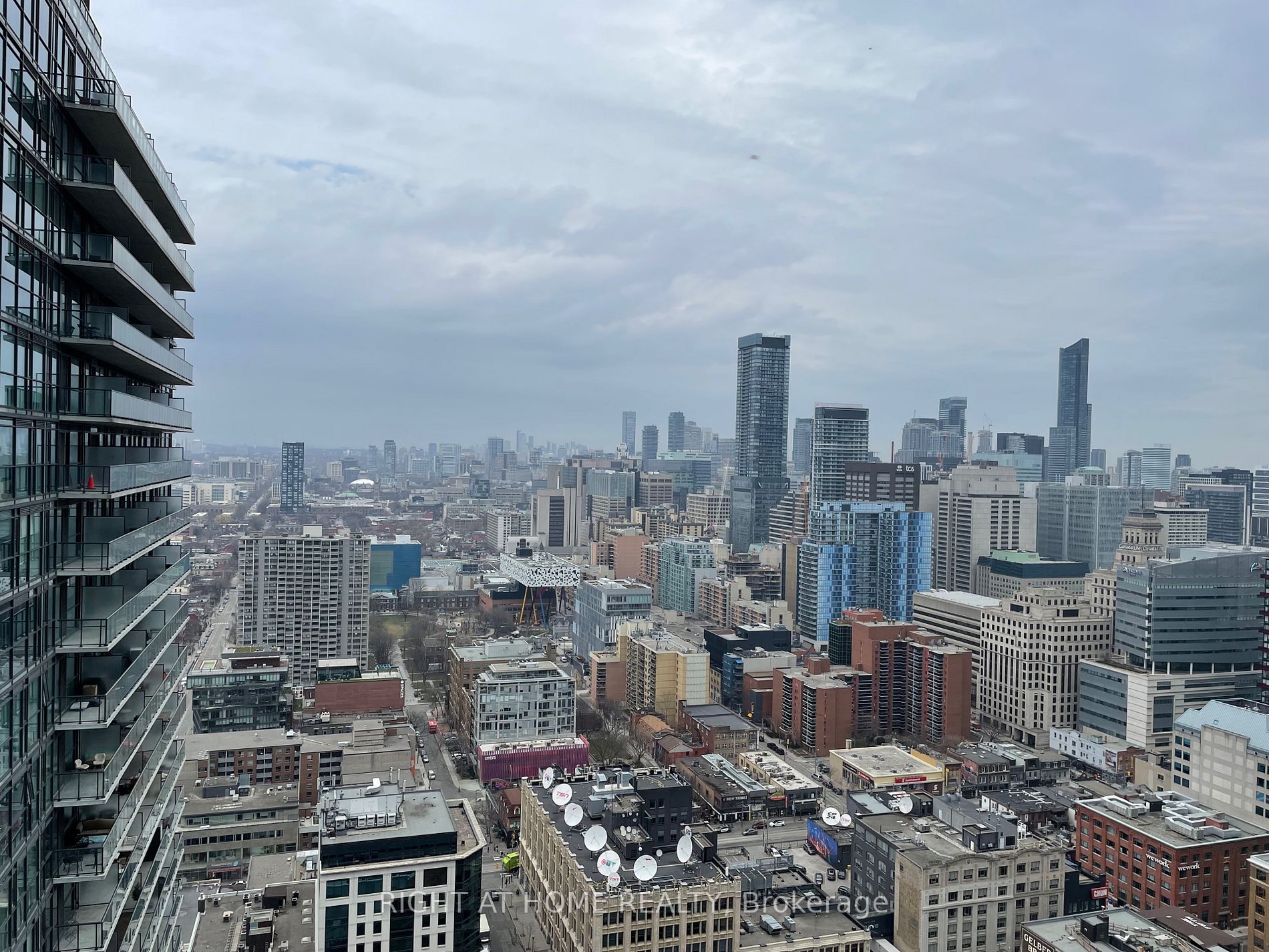 295 W Adelaide St 3802