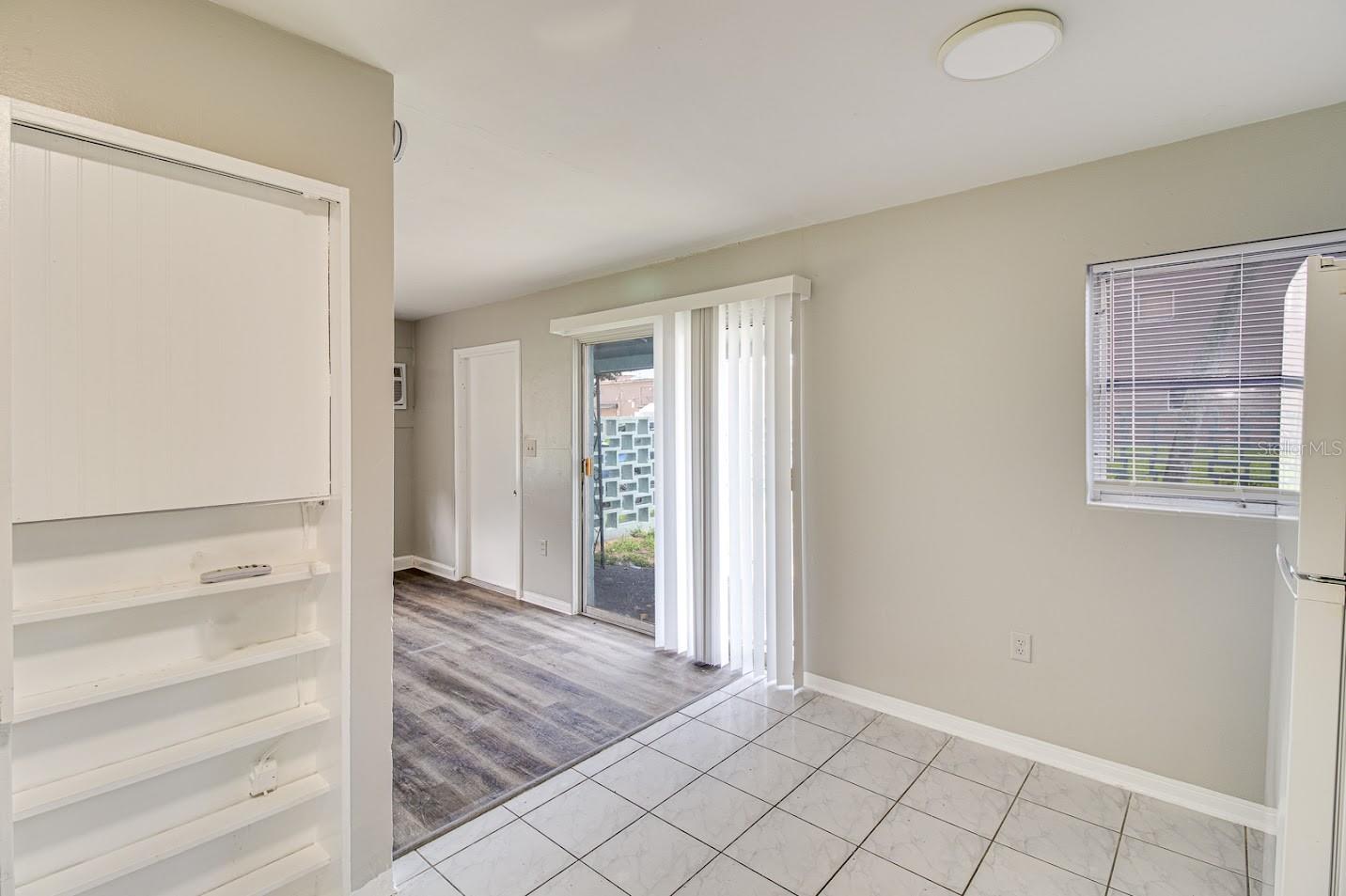 1341 West Pointe Drive 4