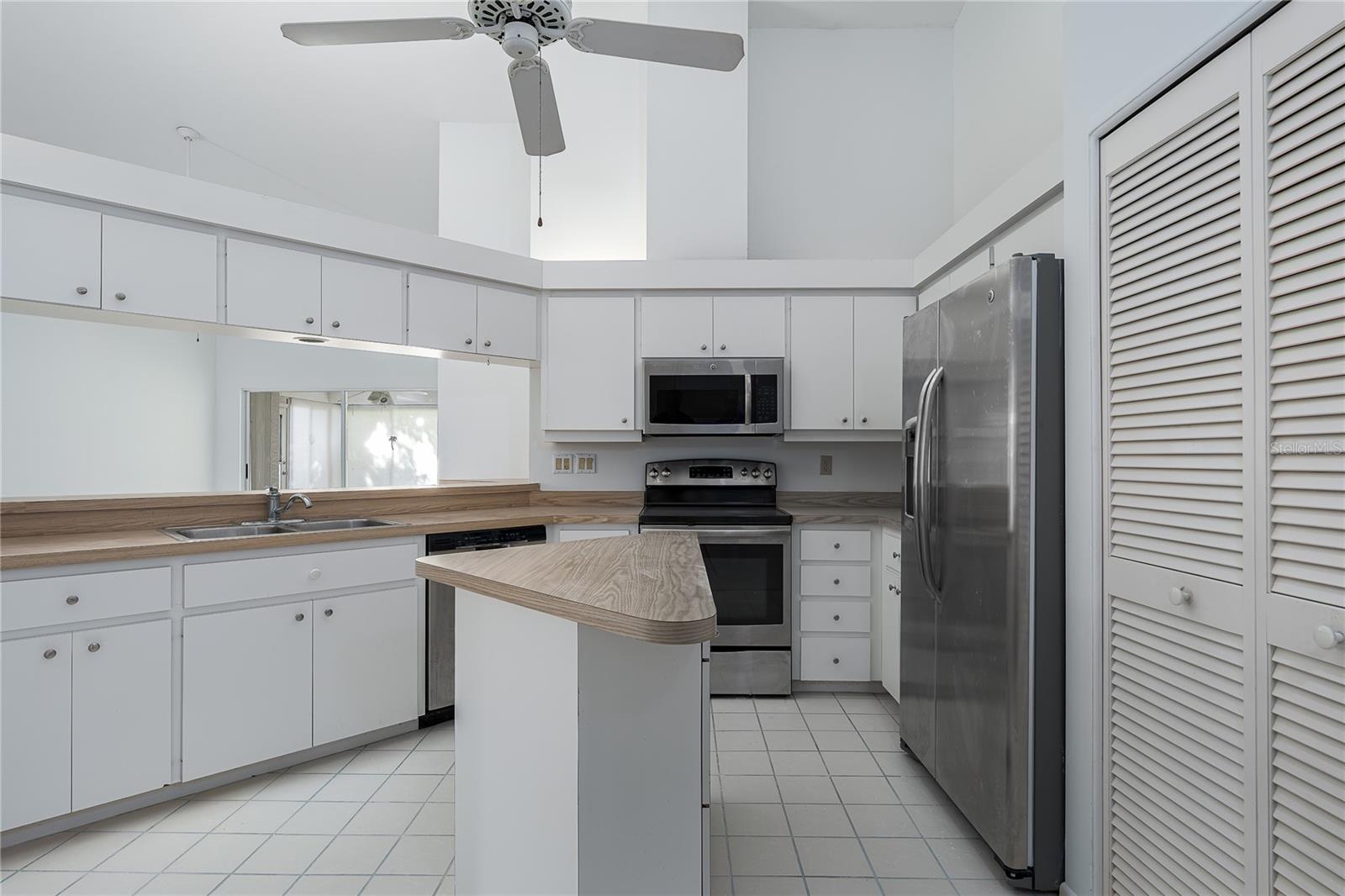 5727 Garden Lakes Palm