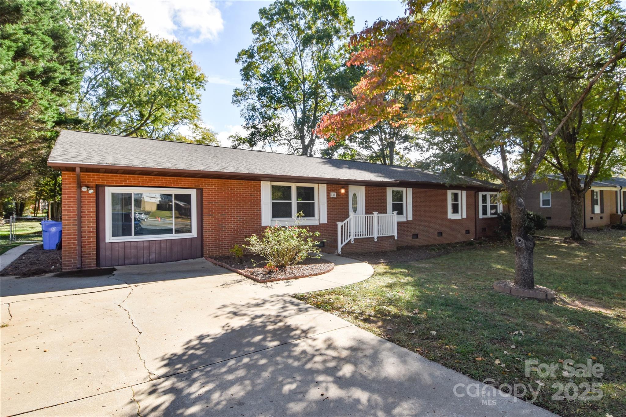 846 S Magnolia Street