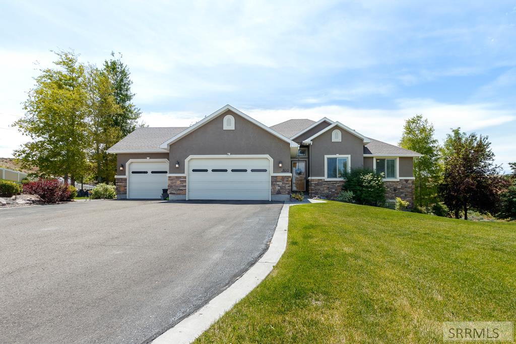 8021 Wild Horse Lane