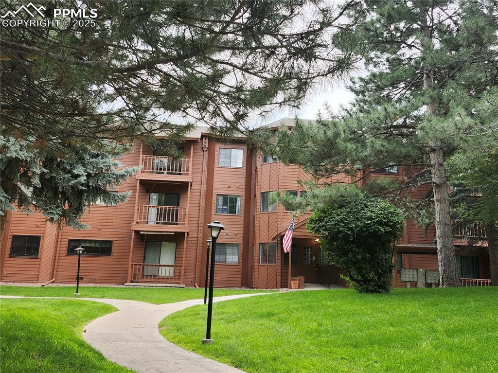Immaculate "move-in ready" 2 story 2 bedroom condo in beautiful Heritage Park ~ 2 Primary suites, each with a private bath ~ 2 1/2 baths ~ 2 covered decks both overlooking the lush courtyard~ Open & Bright~ Security bldg with elevator ~ Heritage park is a 55+ community & has 3 separate buildings all surrounding a beautiful "park like" courtyard with picnic area, community garden, huge trees, lush lawns , walking paths & clubhouse. 1 assigned parking spot can be available. Bus stops right in front of the complex. Sorry no pets allowed here.