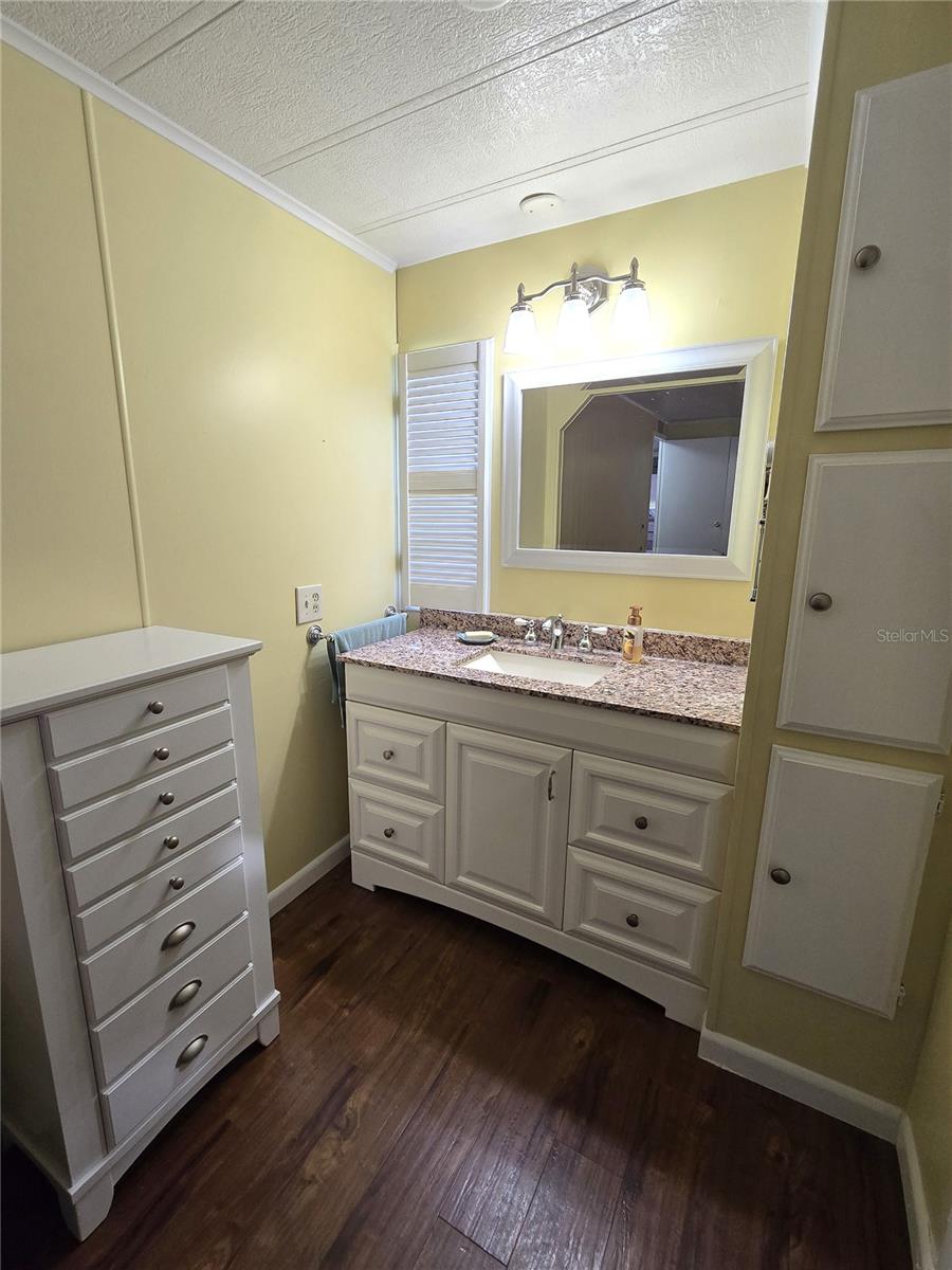 6710 36th Avenue E 37