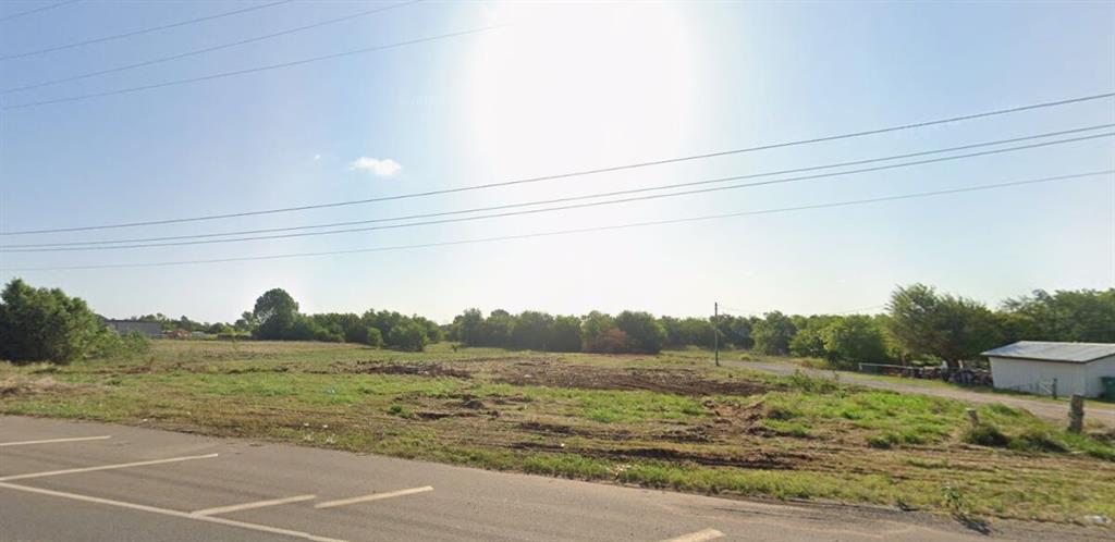 This 3.93-acre industrial parcel sits in the heart of southeast Oklahoma City’s expanding industrial corridor. Strategically located just minutes from I-240 and I-35, the site provides fast access to key regional transportation routes, Tinker Air Force Base, Will Rogers World Airport, and major commercial hubs throughout the metro.Positioned directly across from the Museum of Osteology, the property benefits from landmark recognition and steady traffic along Sunnylane Rd. Its flat topography and I-1 zoning make it well-suited for industrial, yard, or flex space development. With growing investment in southeast OKC and continued demand for industrial space, this site offers long-term value in a strong and accessible market.For Driving Address: 10295 S Sunnylane Rd Oklahoma City