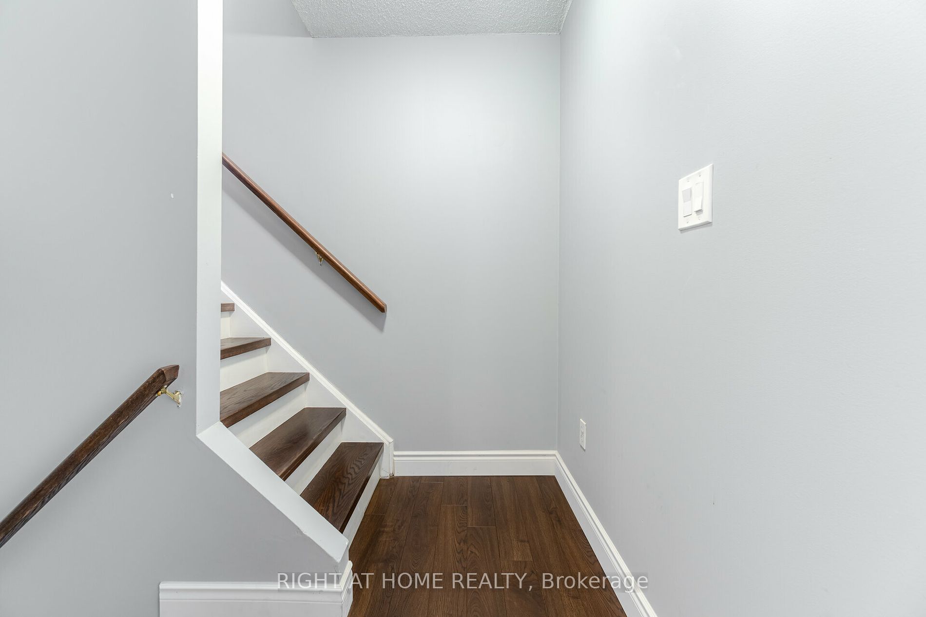 75 E Weldrick Rd 417