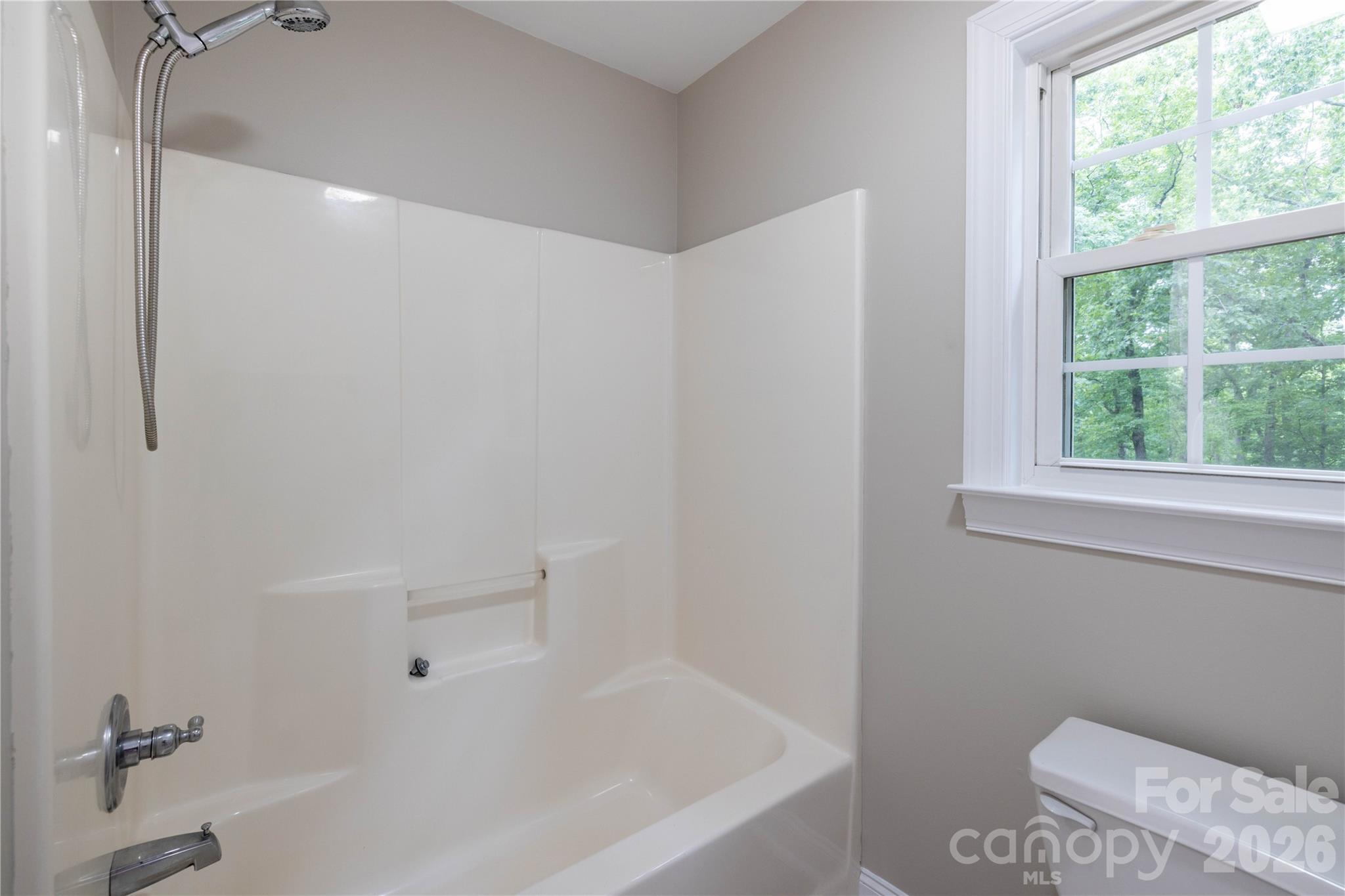 302 Skyland Court