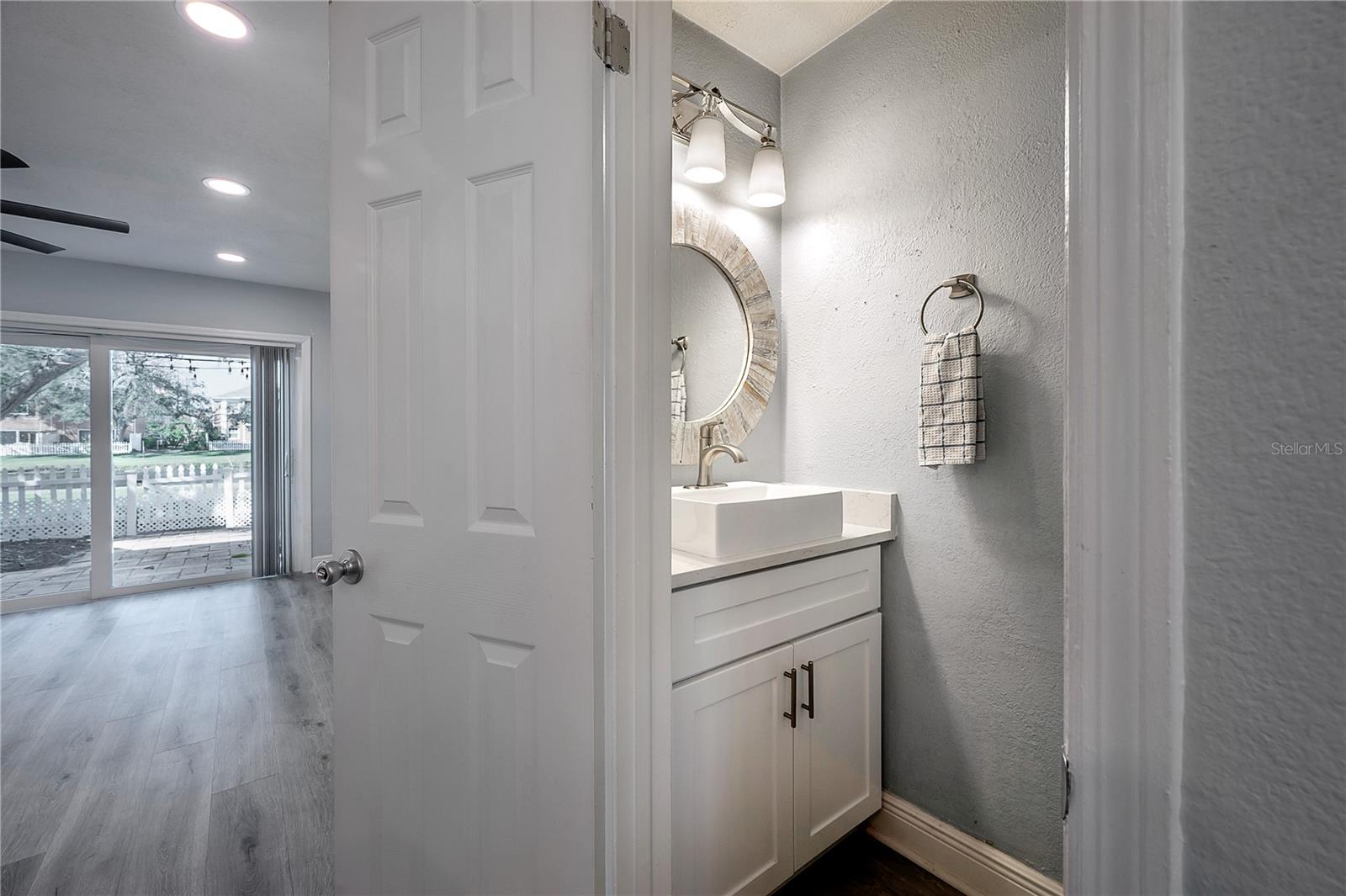 13700 Orange Sunset Drive