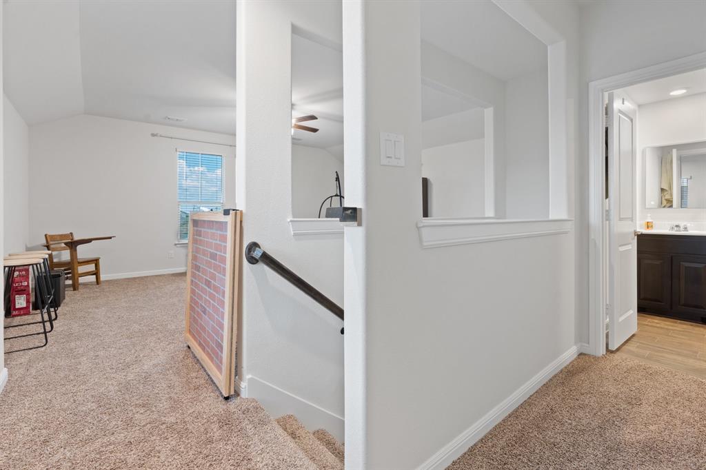 1216 Sausalito Trail