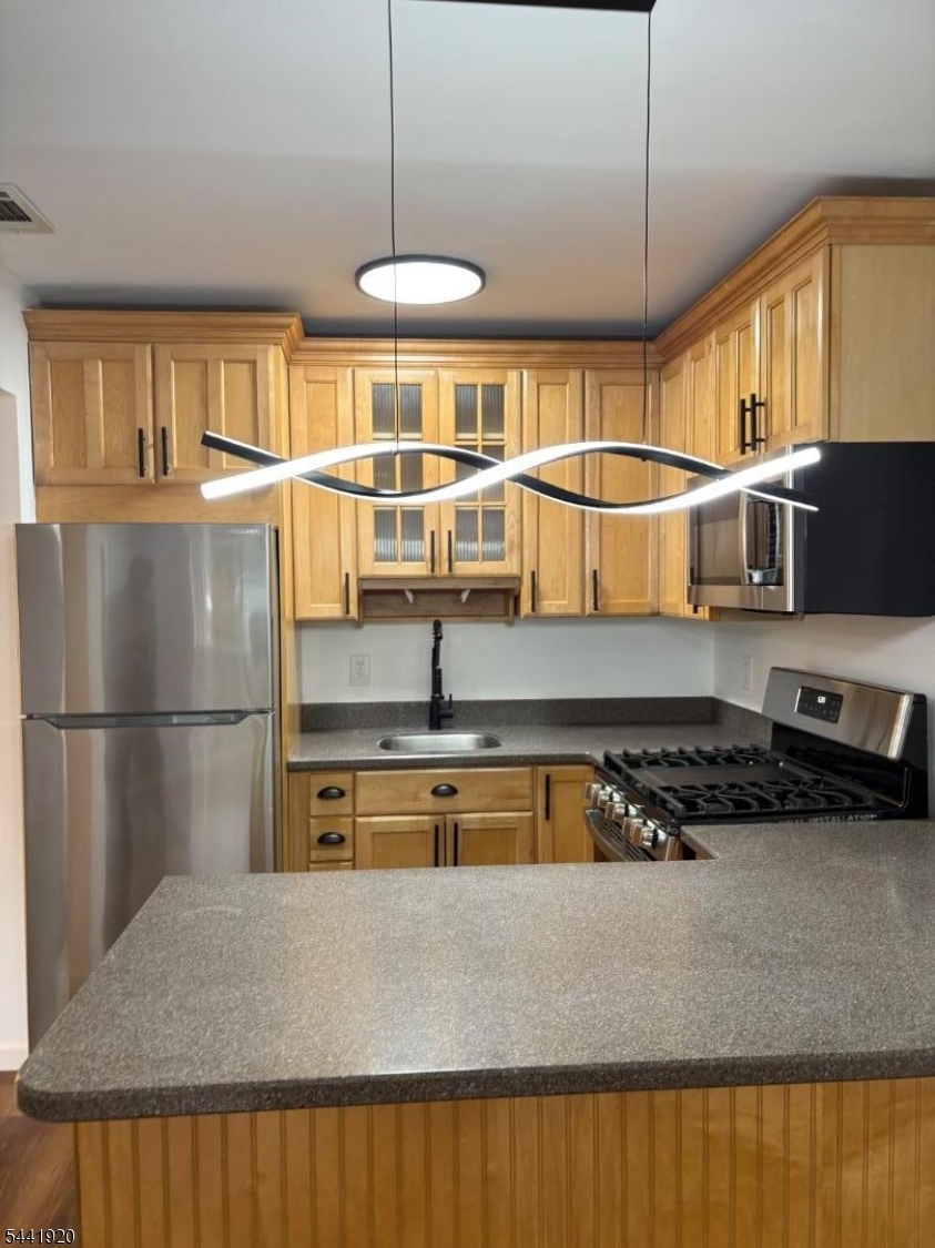 407 Orchard Meadows Dr
