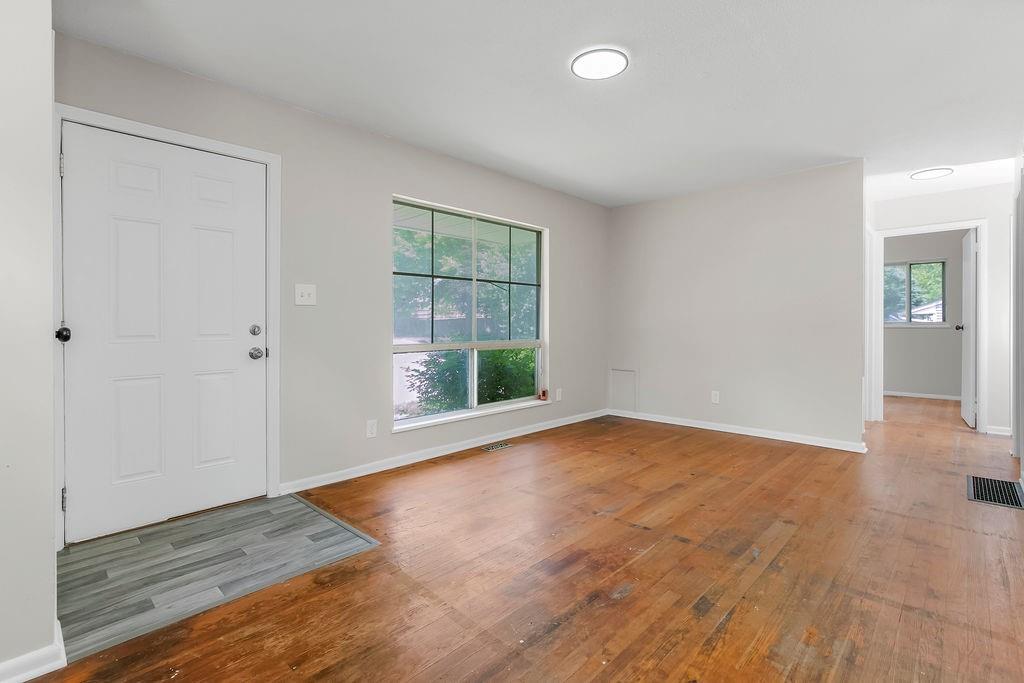 1607 N Cherokee Street