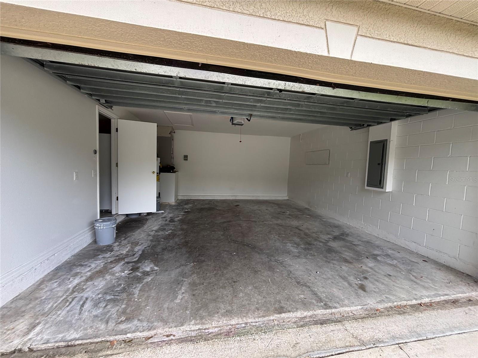 120 Spoonbill Court