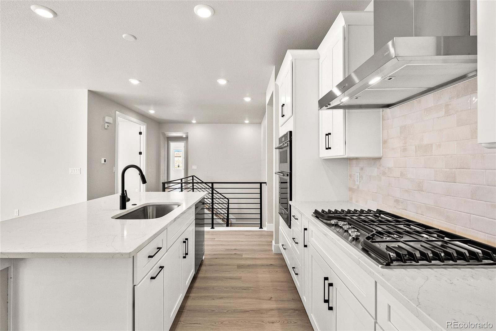 8632 Whiteclover Street