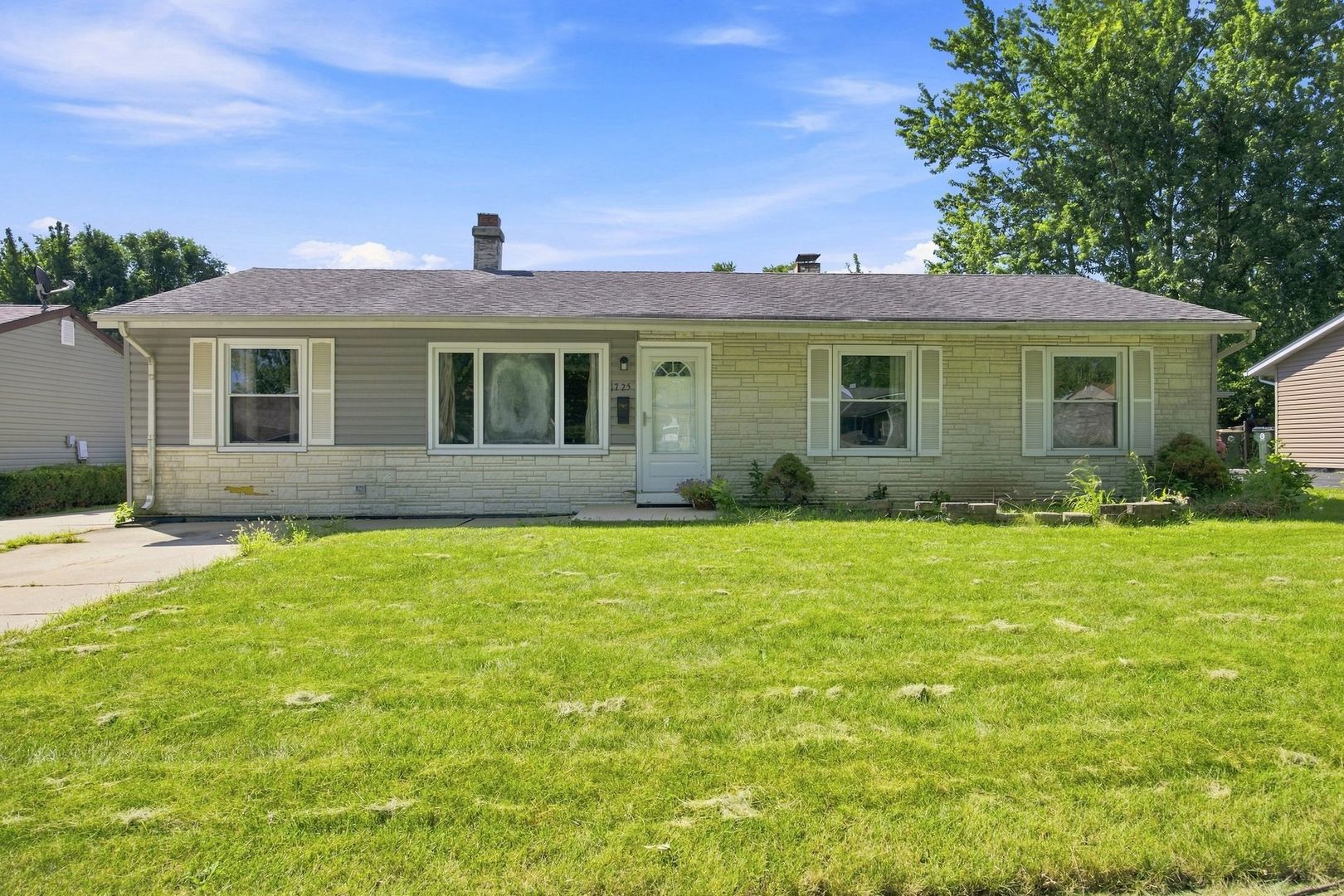 1725 Evergreen Avenue