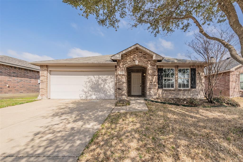 Welcome to your move-in ready home!  This beautiful home is located in the growing area of South Fort Worth featuring 2105 square feet.  Built in 2009 this 1-story home, has 4 bedrooms, 2 full baths and its priced at $135 per SQ FT. Located in the highly sought after and quiet neighborhood on Parkside - Creekside Estates where walking trails and parks surround this area. Close to major highways, shopping, and surrounding areas, this home is just what you were looking for.  It has new flooring, carpet, paint, and granite countertops. This recently built home combines spacious and luxury living with convenience and with its close proximity to the DFW and Burleson areas this is the place to call home!  There are nearby playgrounds, and walking-jogging-bicycling paths, in a great location close to I35W and I20, and nearby shopping malls.  Just the home you were looking for in Fort Worth! Seller concession for interest rate buy-down or DPA with an offer at list price, so come schedule your showing today.