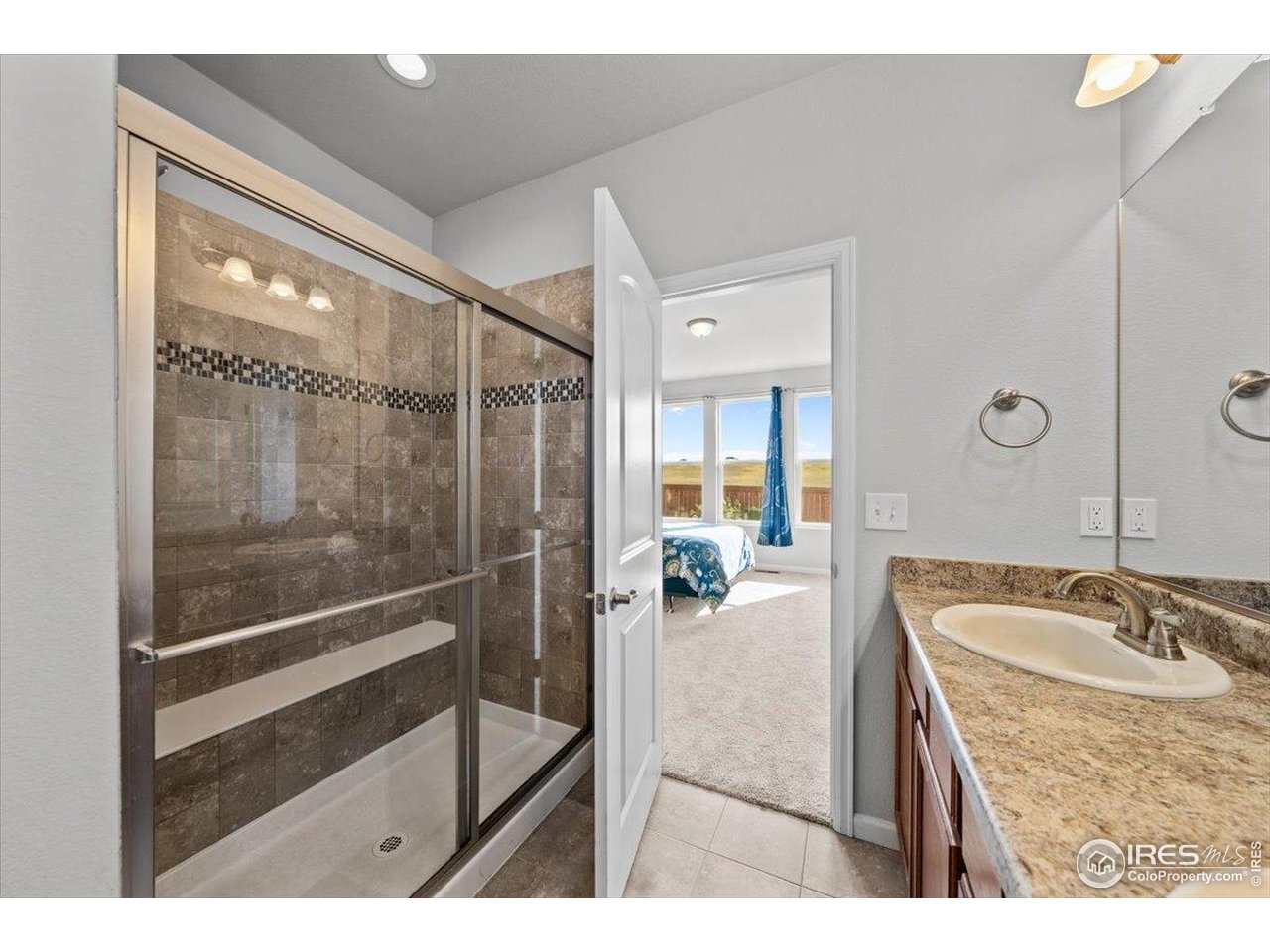 513 Grand Market Ave