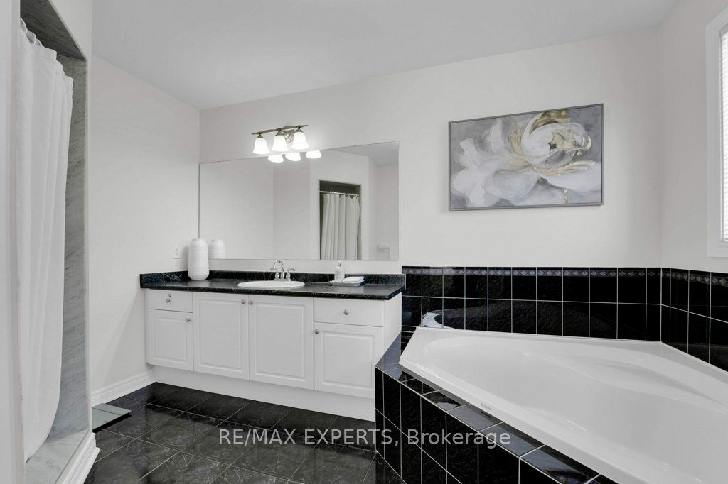 10 Esposito Dr