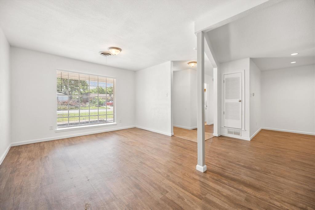 5816 Sandra Drive