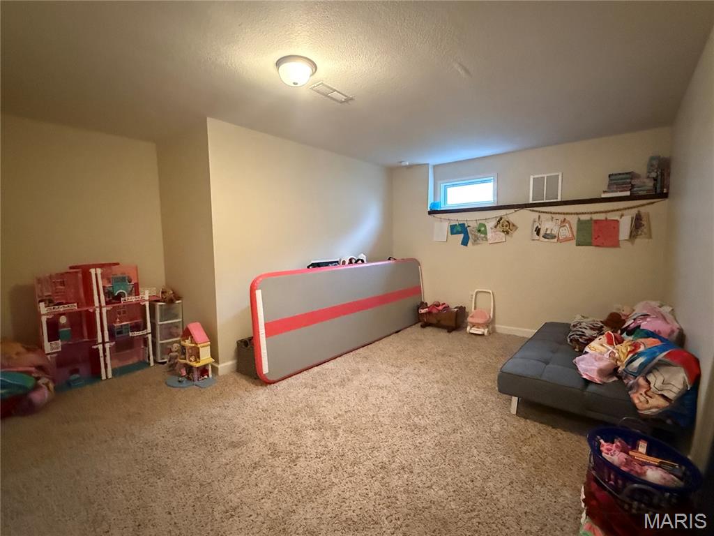 5752 Clear Creek