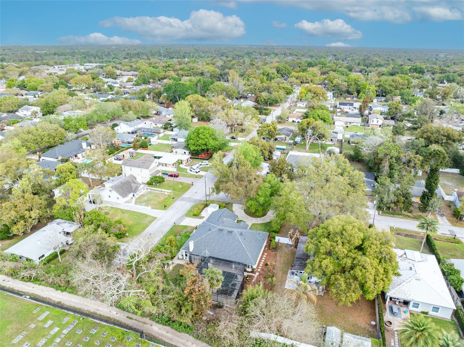 1800 Magnolia Avenue