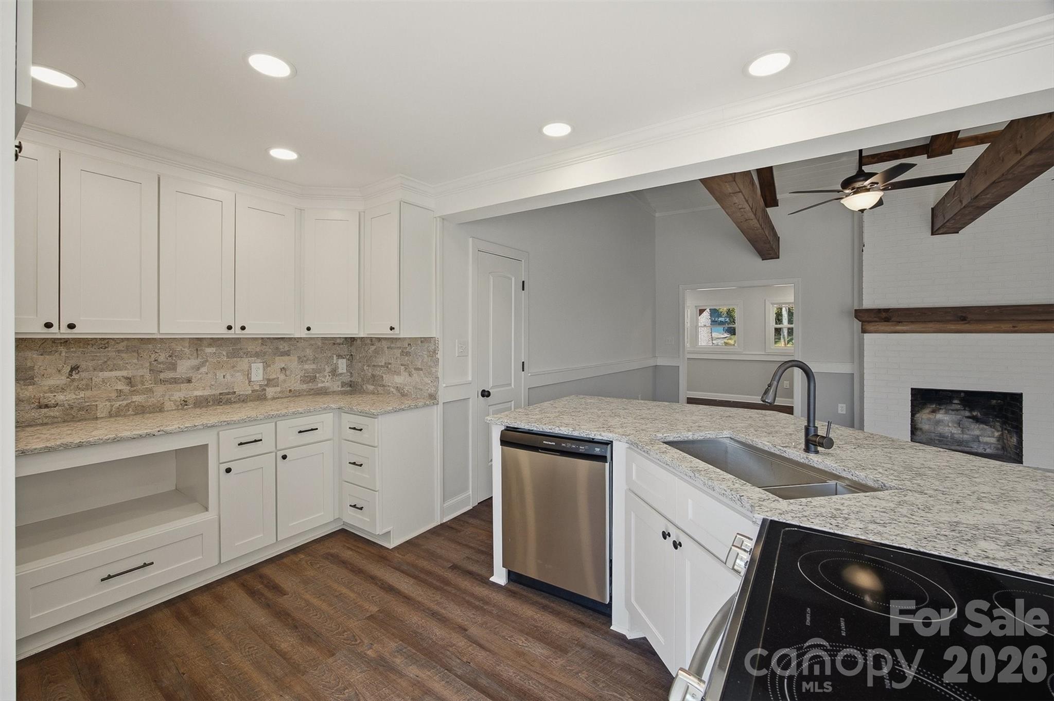 223 W Park Drive