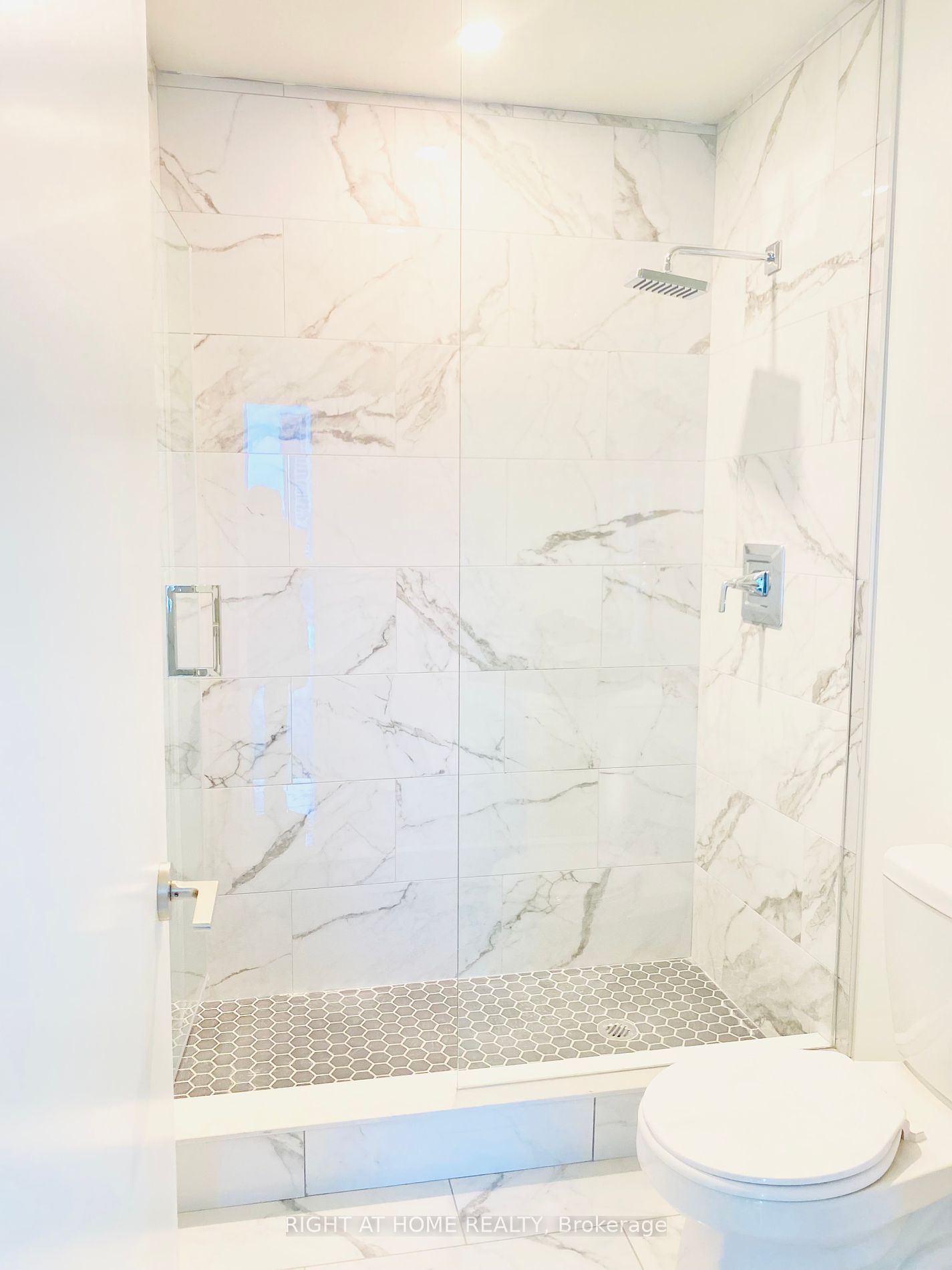 8119 Birchmount Rd 1027