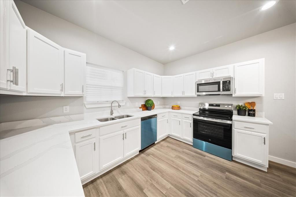 1624 E Collin Street