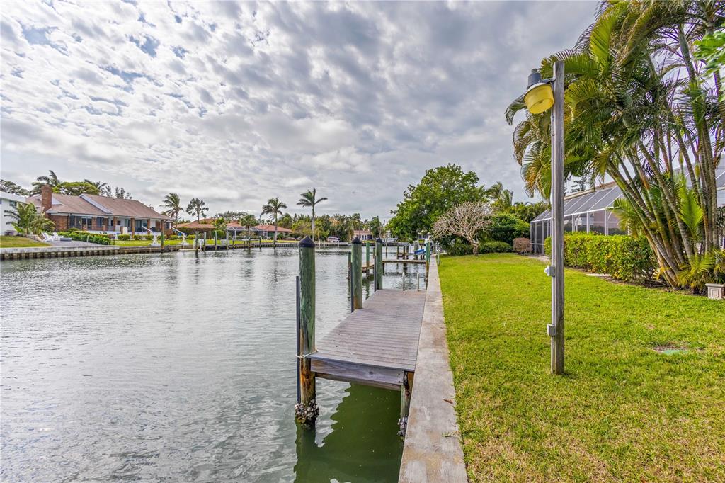 700 Old Compass Road