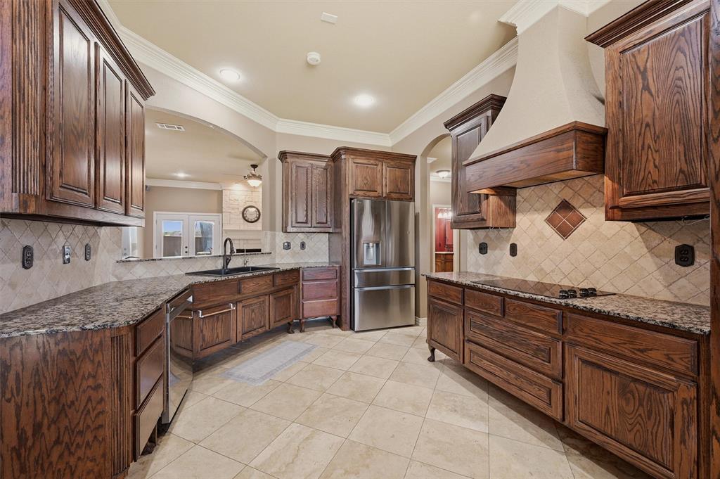 3712 Melrose Trail