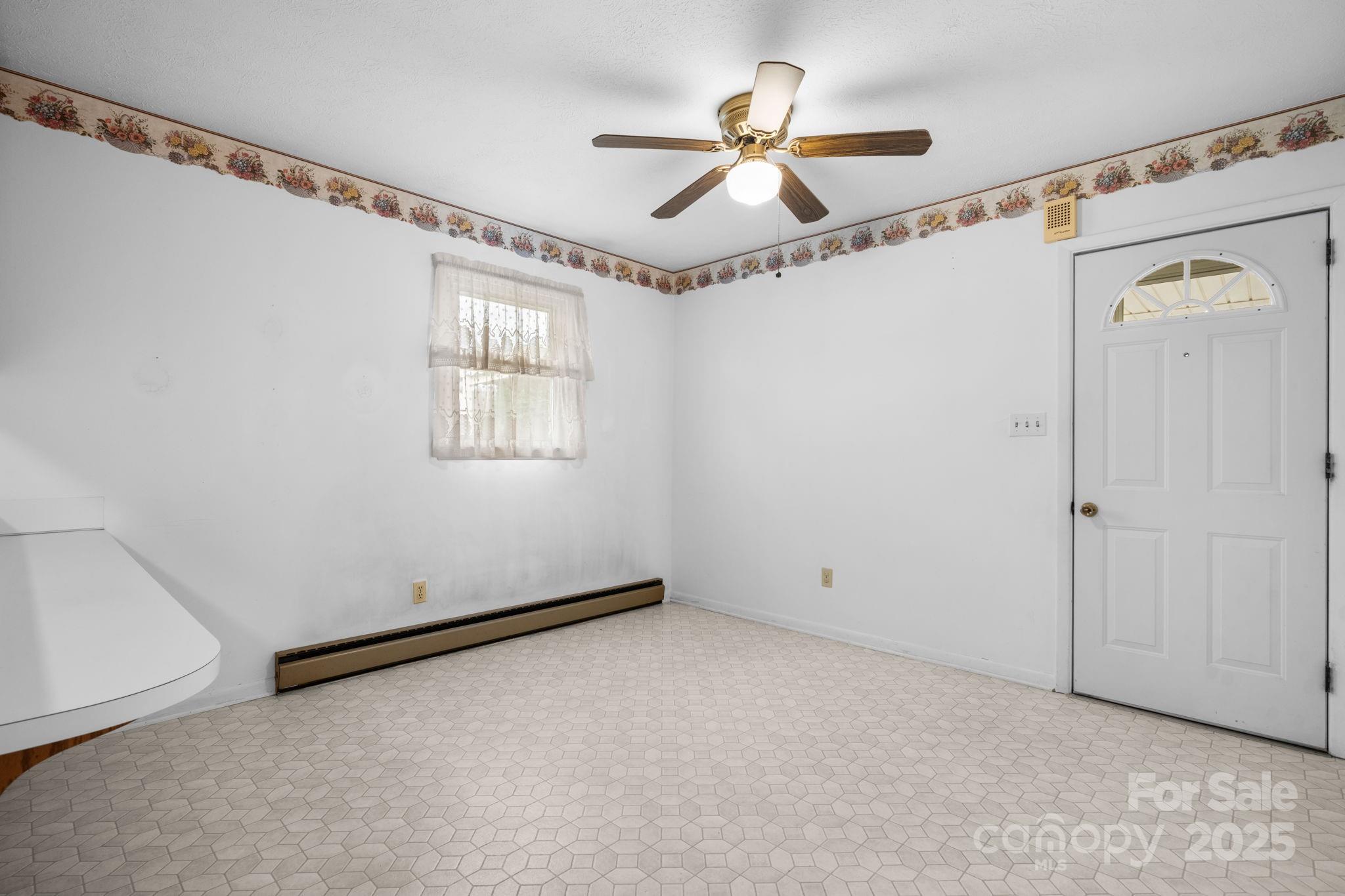 902 Greenwood Place