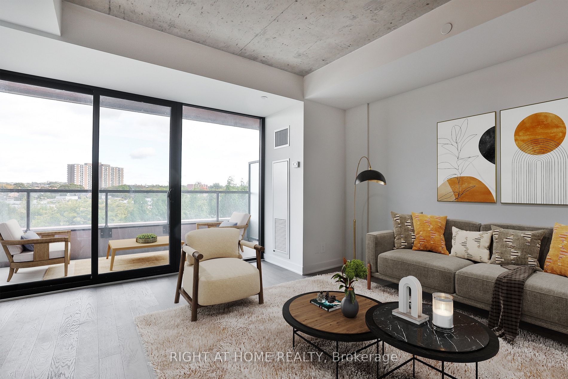 2720 W Dundas St 512
