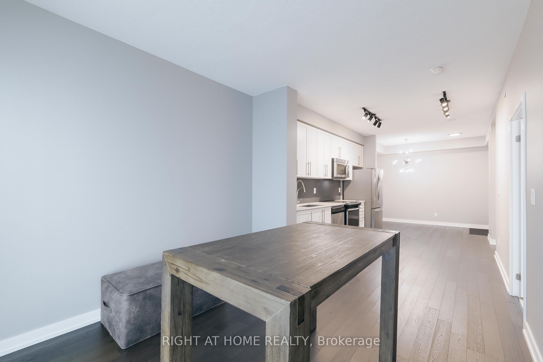 4011 Brickstone Mews 4611