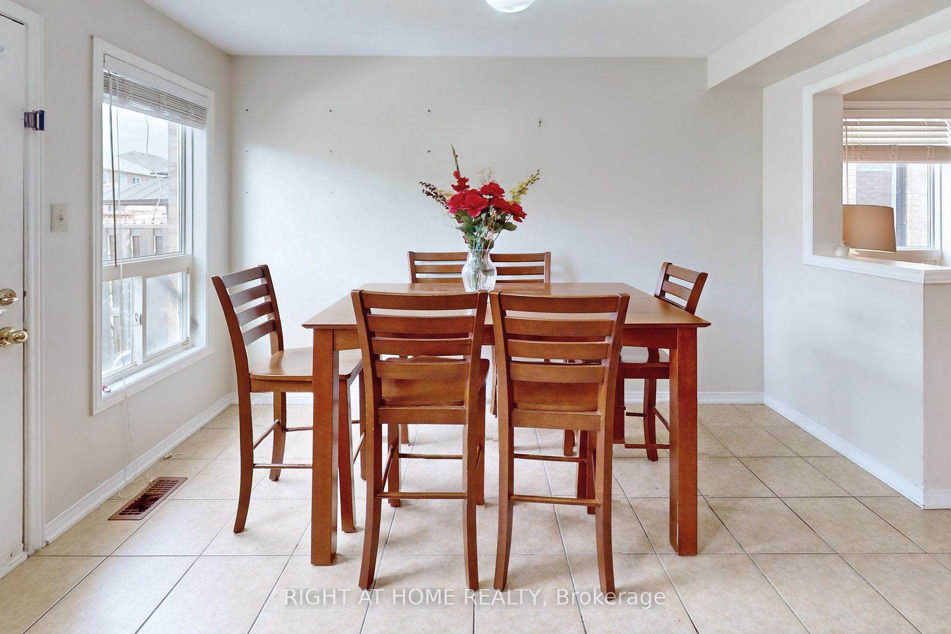 50 Argento Cres Upper