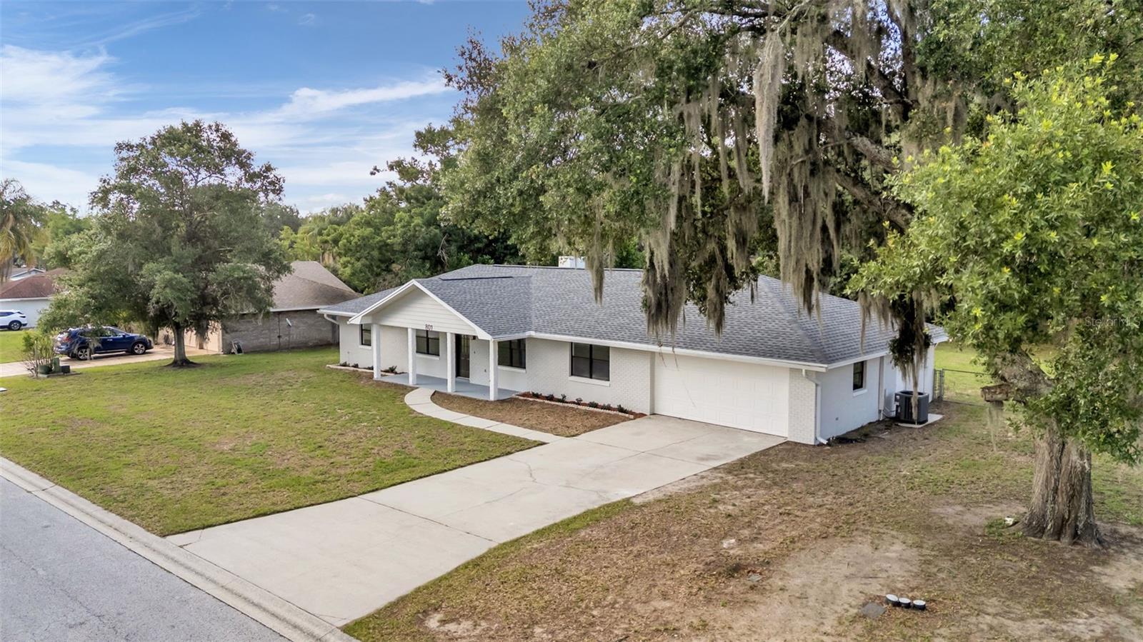 801 Cedar Knoll Drive S