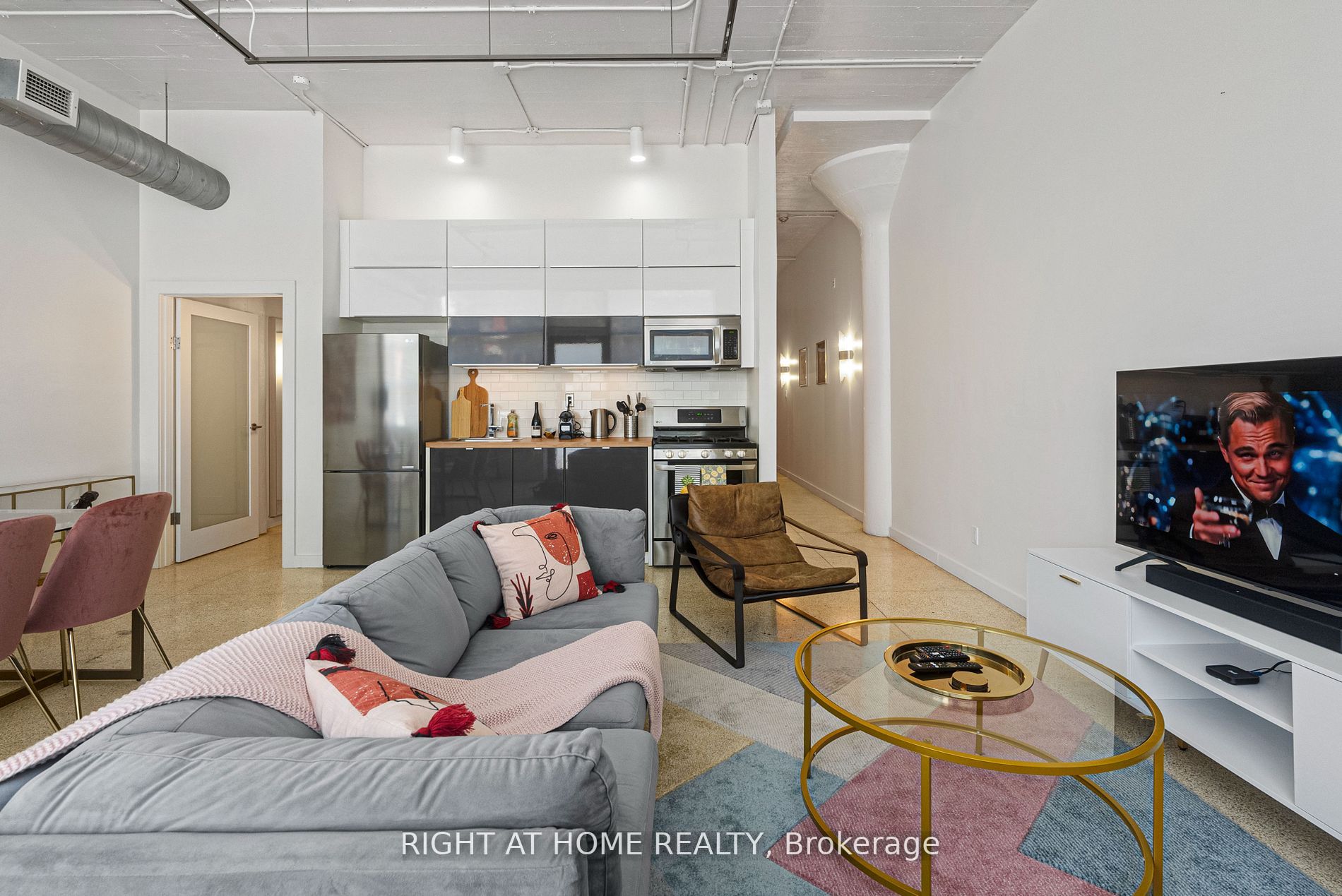 365 E Dundas St 102