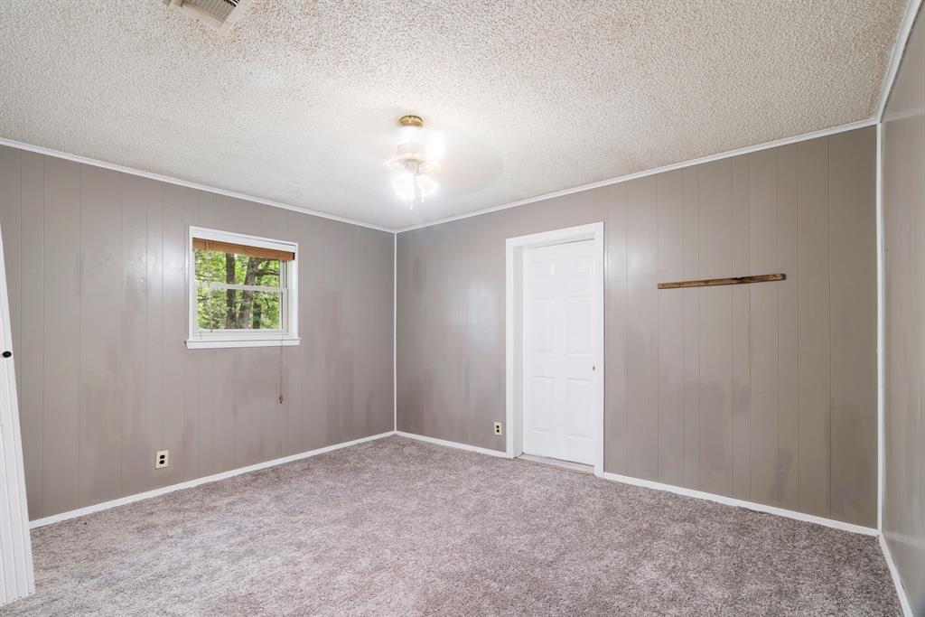9157 N Hwy 271