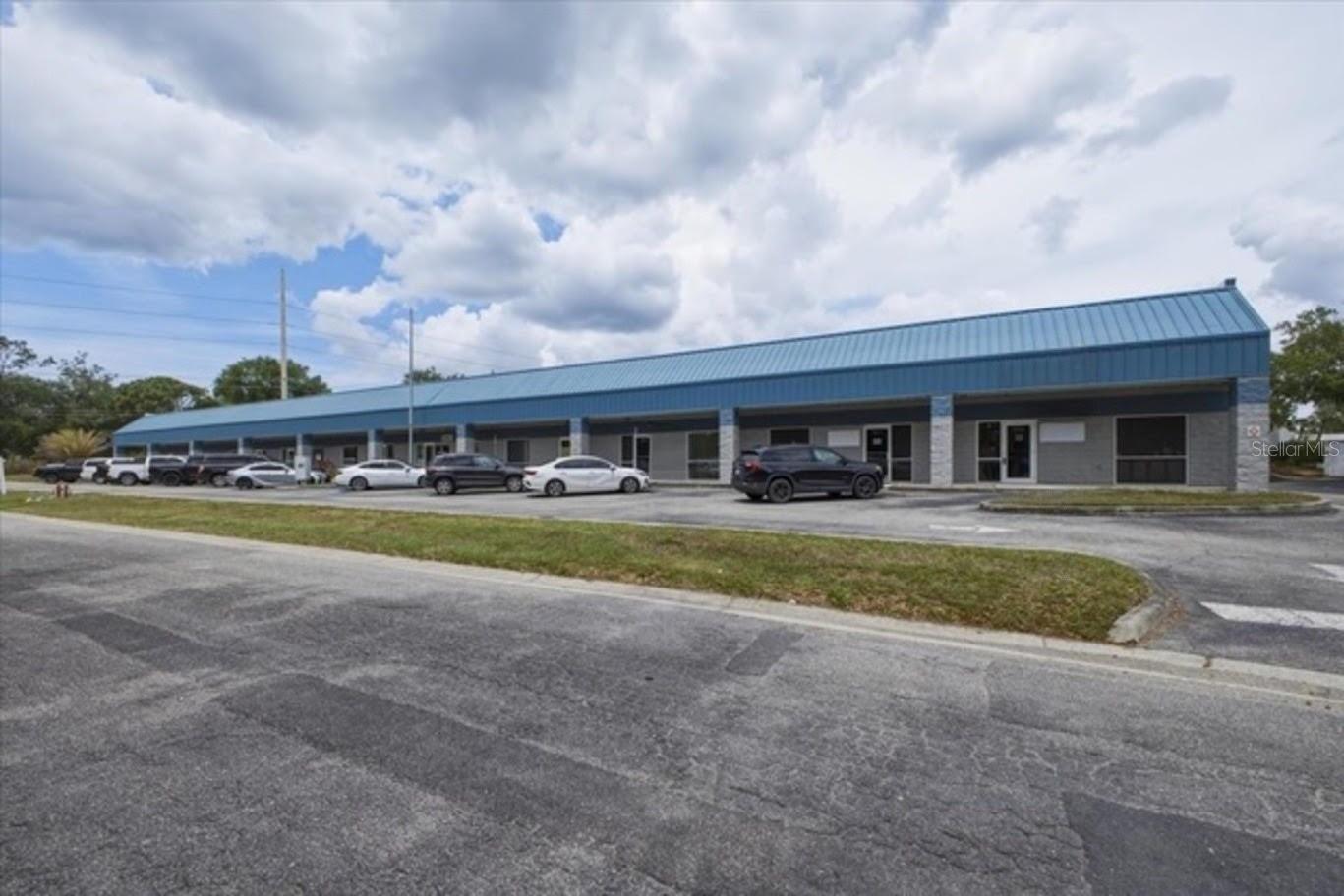 1882 Porter Lake Drive, Sarasota, FL