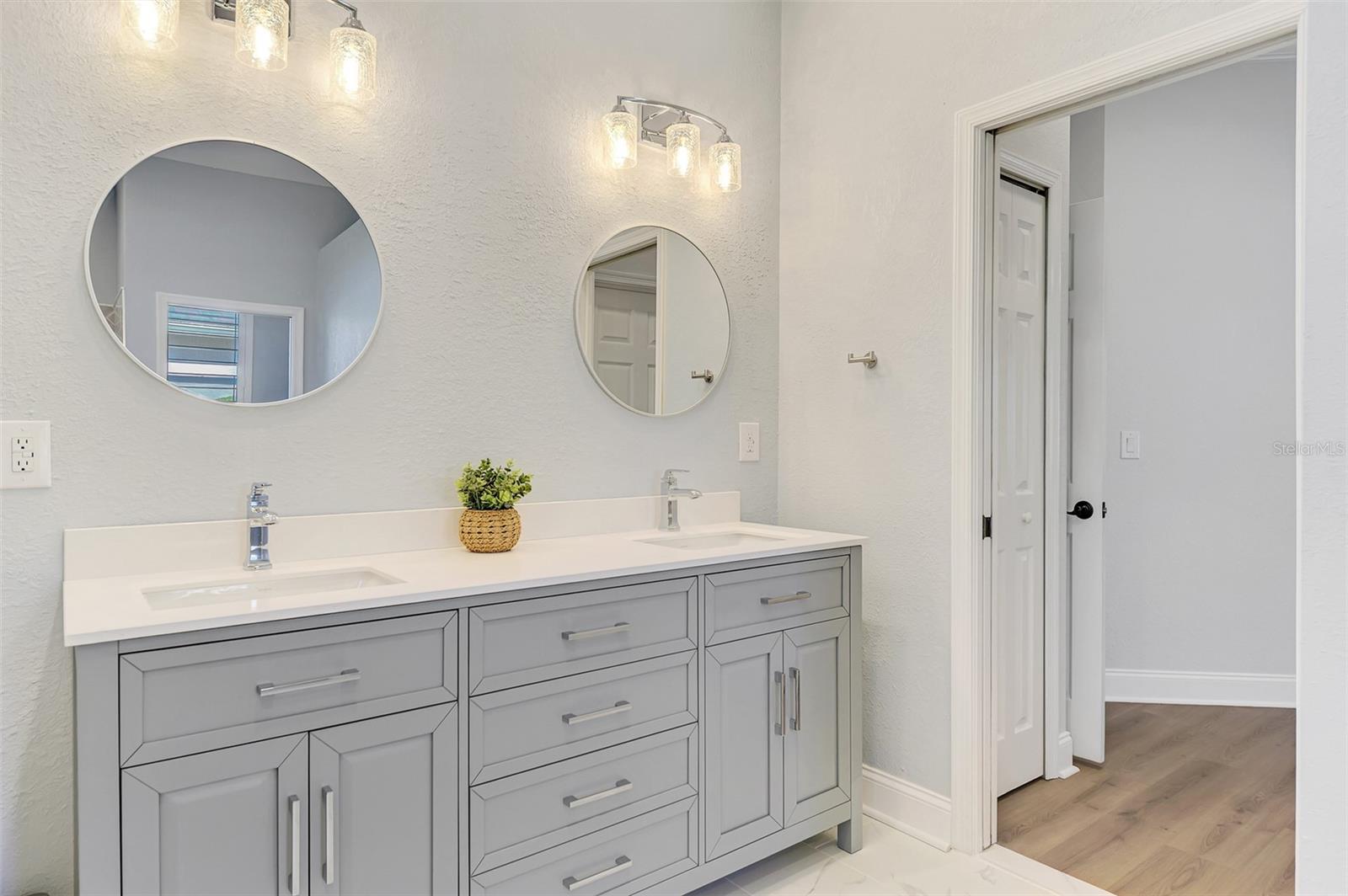 14218 Silver Lakes Circle