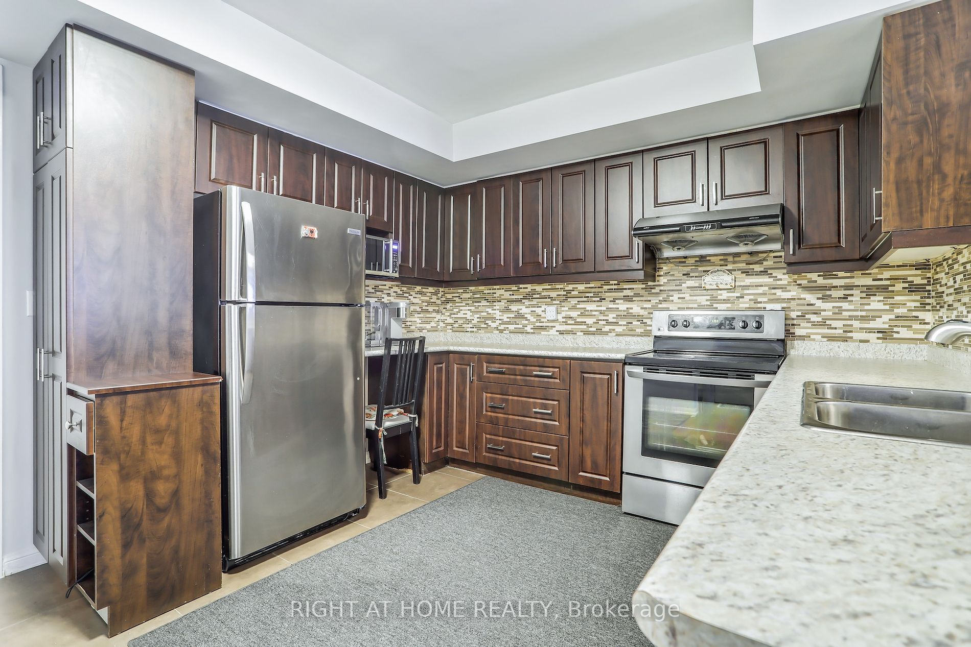 1881 Mcnicoll Ave 105