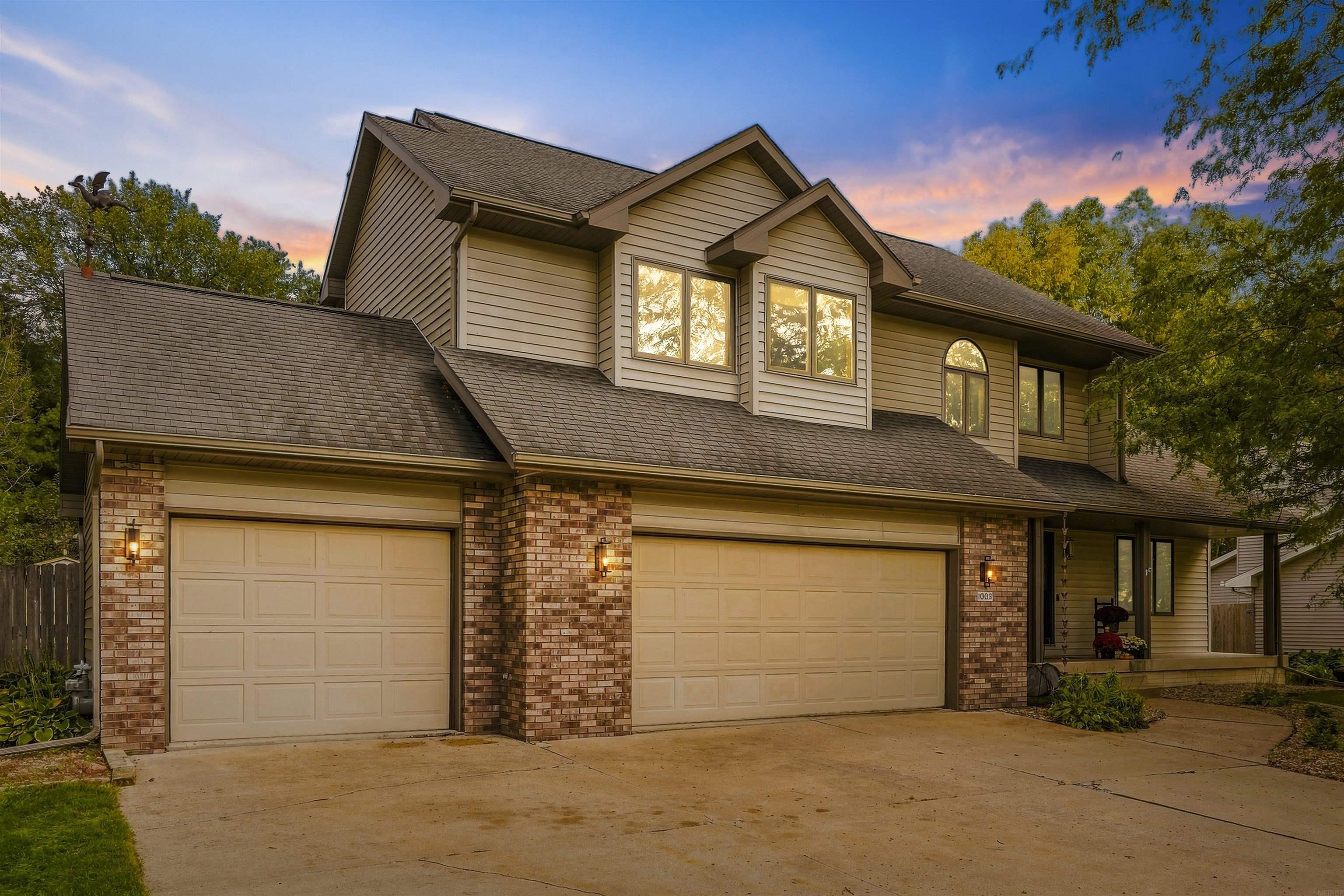 1003 Lakeview Drive