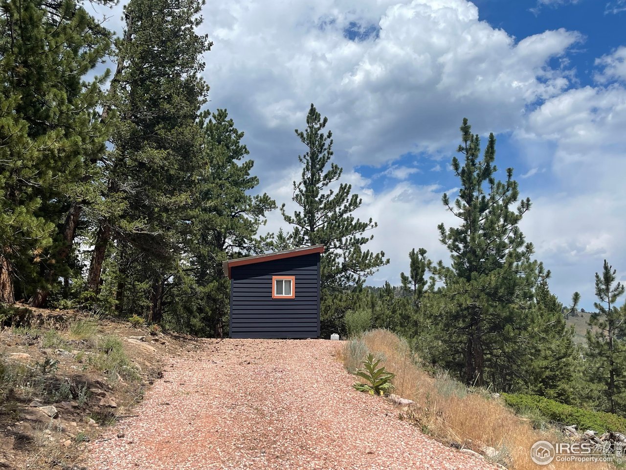 416 Comanche Cir