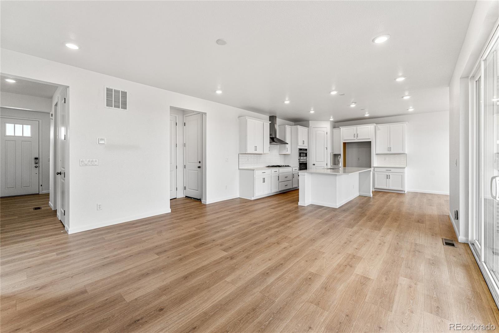 8944 Whiteclover Street