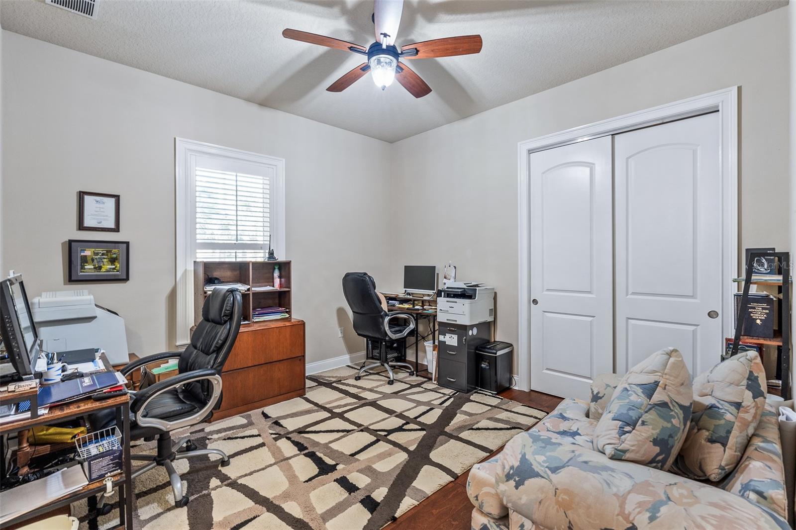 2 Humming Bird Circle