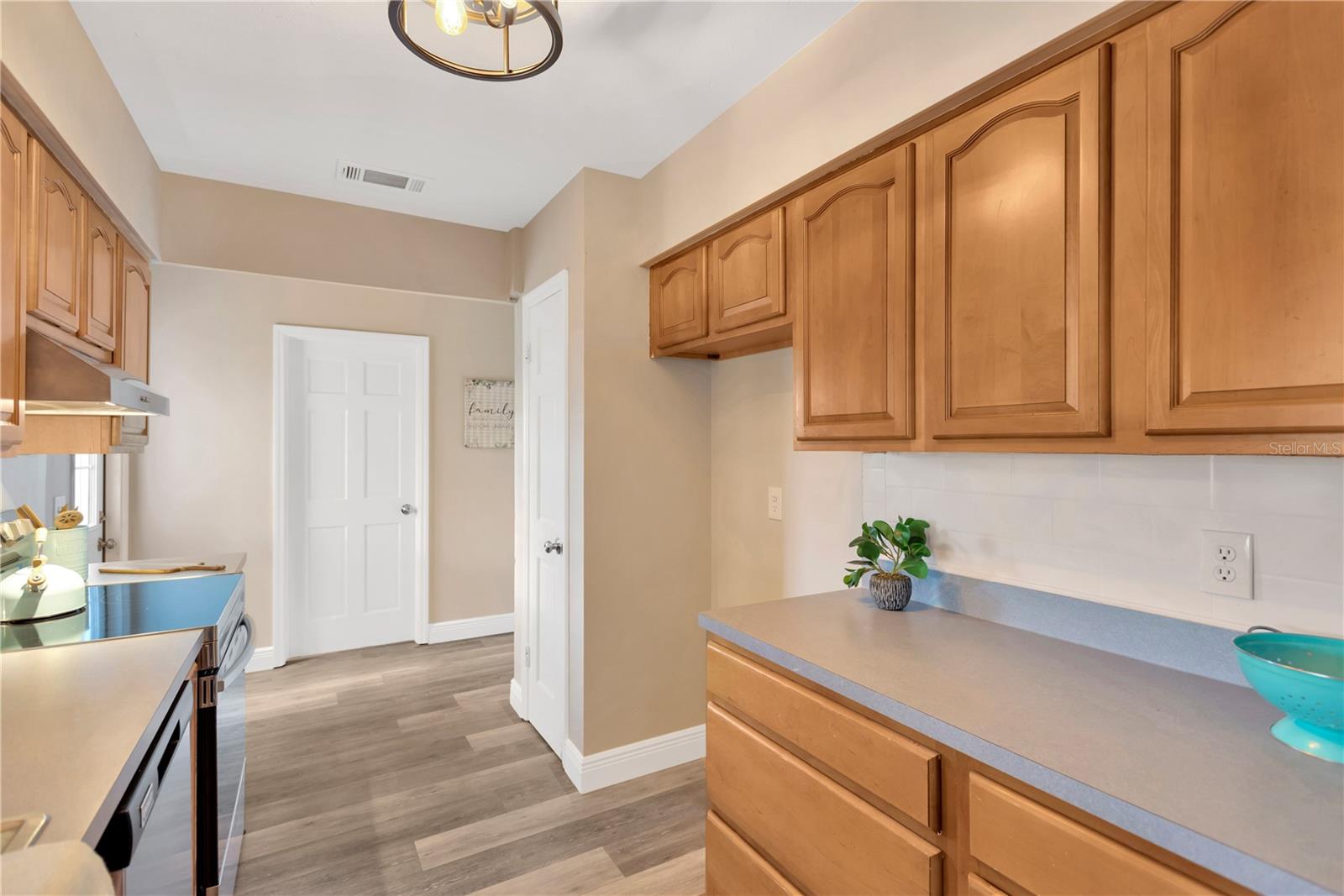 1008 Greenbriar Drive