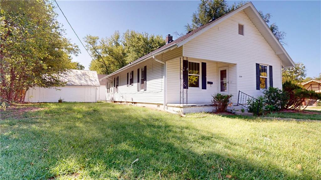 329 W Hunter Street