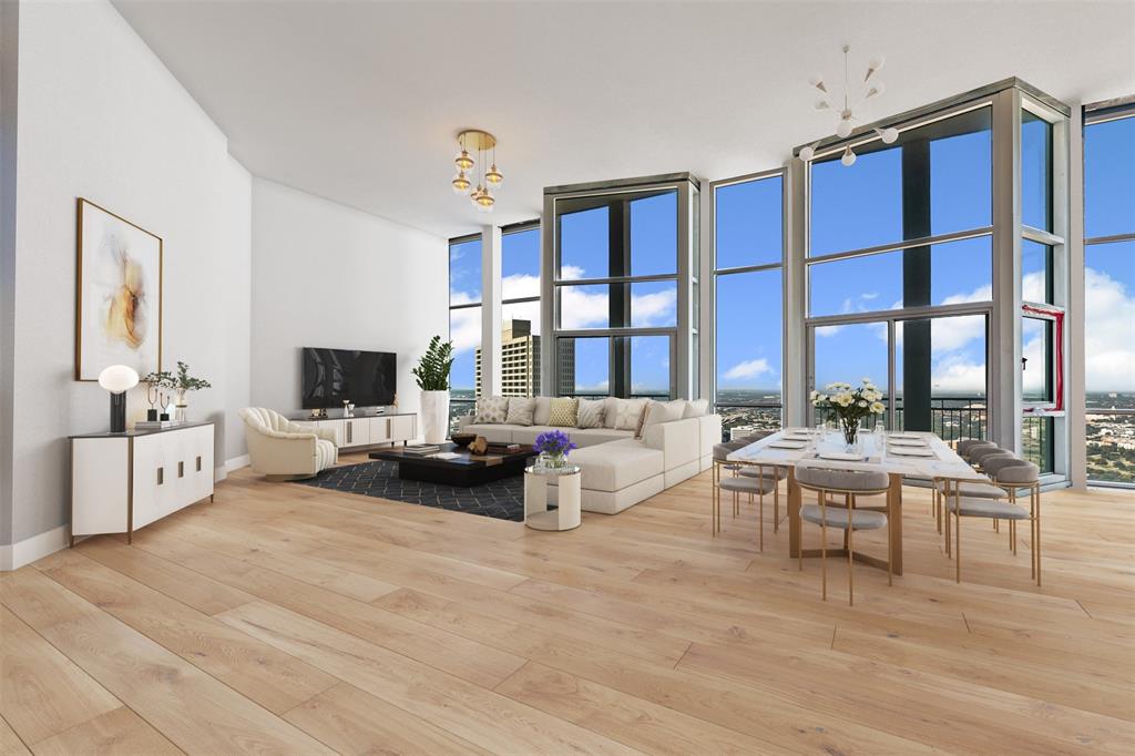 500 Throckmorton Street 3506