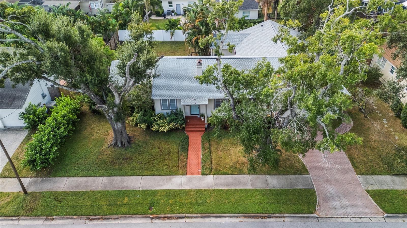 3808 W Granada Street