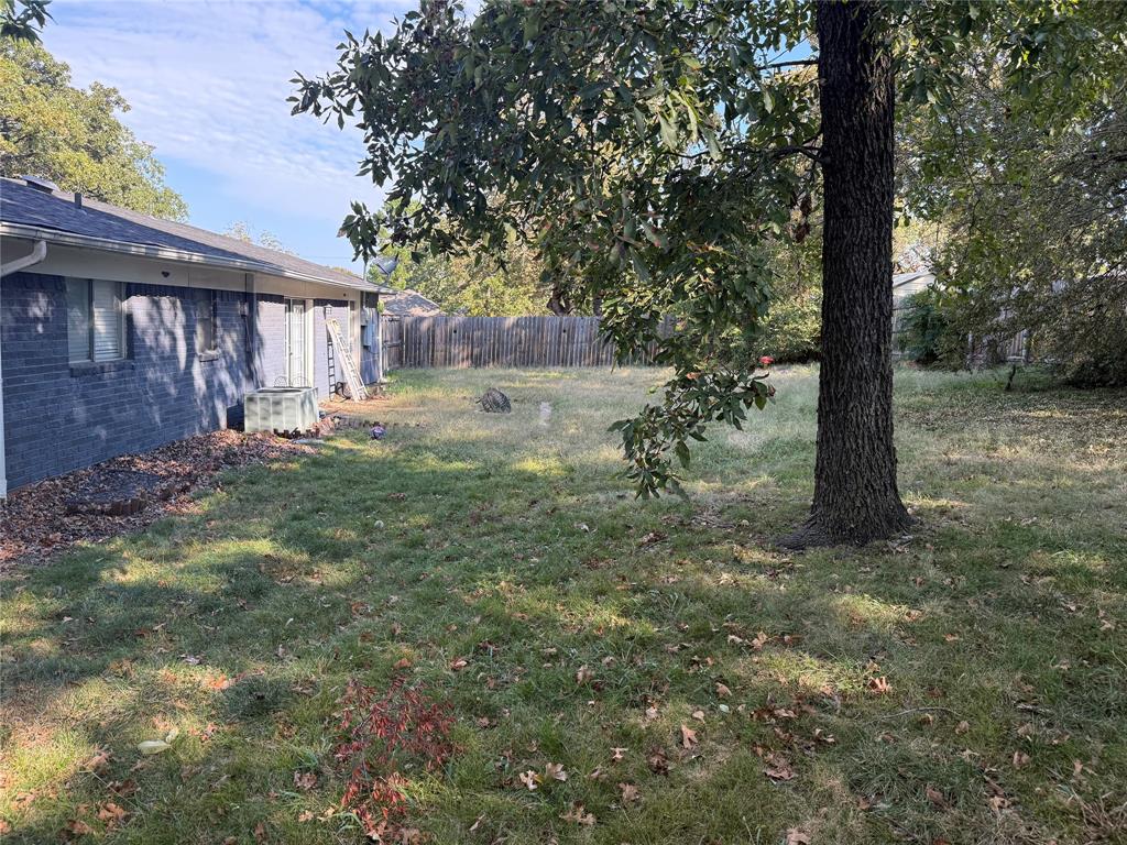 110 S Hickory Avenue