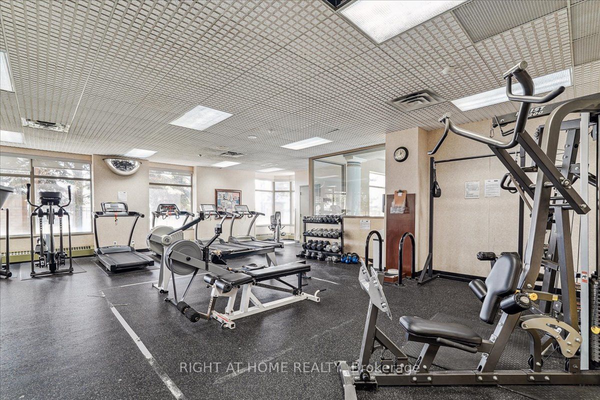 1881 Mcnicoll Ave 558